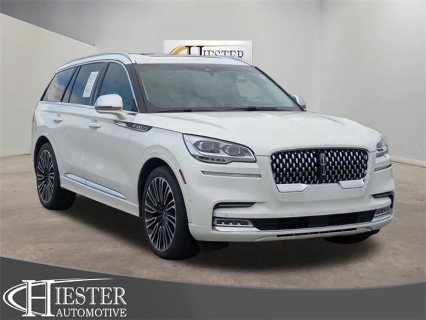 2020 Lincoln Aviator Black Label photo 1