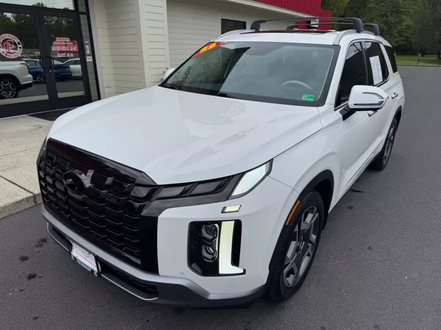 2023 Hyundai Palisade Limited photo 1