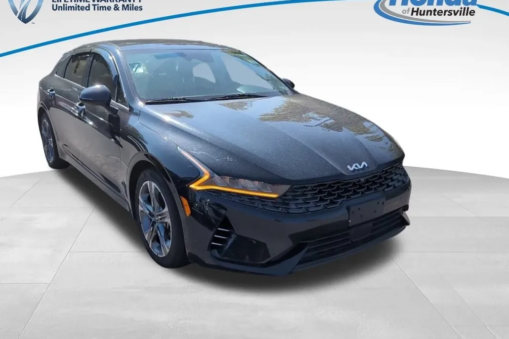 2022 Kia K5 EX photo 1