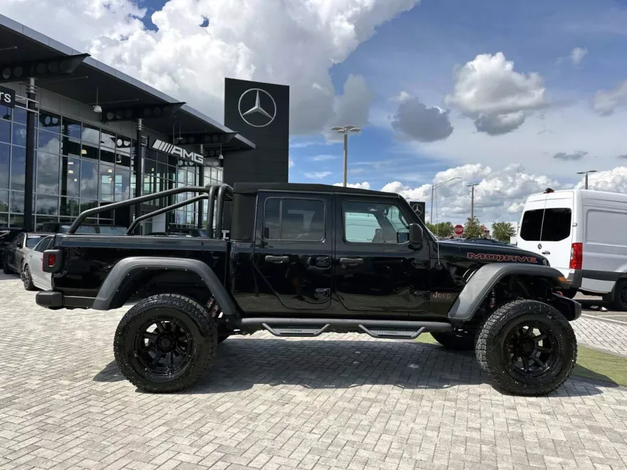 2022 Jeep Gladiator Mojave photo 1