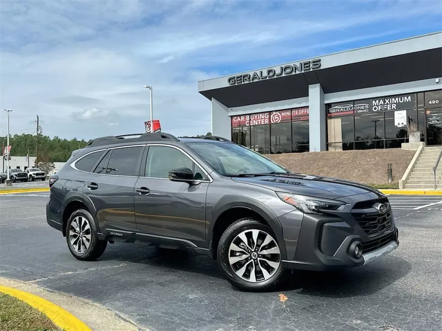 2025 Subaru Outback Limited photo 1