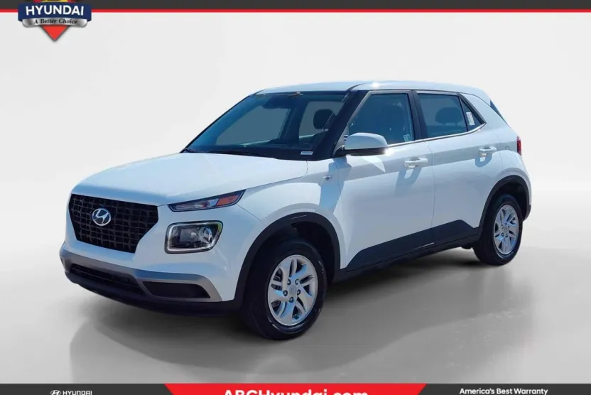 2026 Hyundai Venue SE photo 1