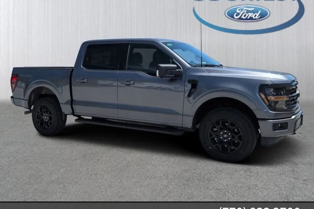 2025 Ford F-150 XLT photo 1