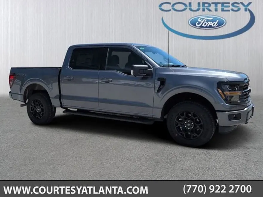 2025 Ford F-150 XLT photo 1