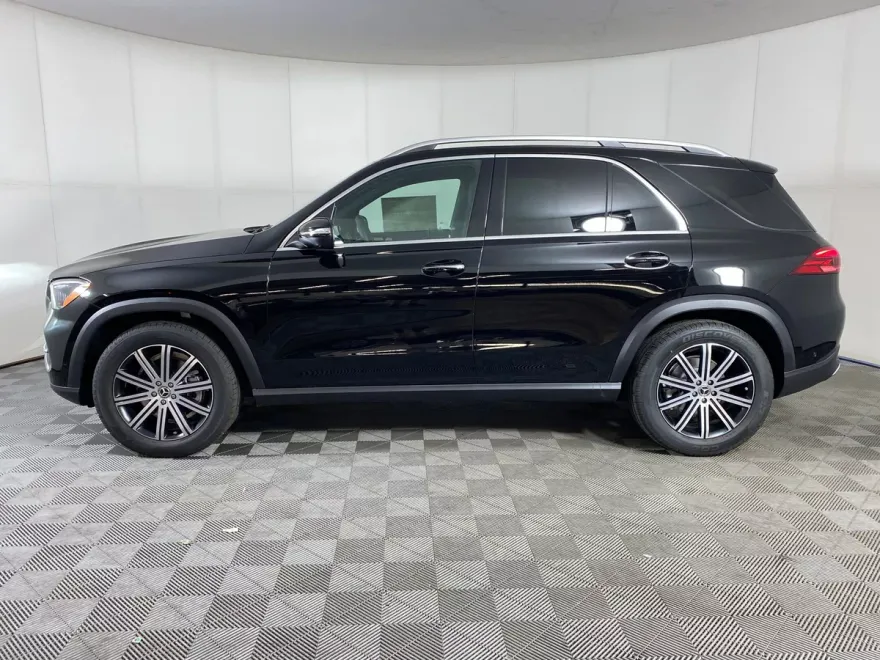 2025 Mercedes Benz GLE 350 4MATIC photo 1