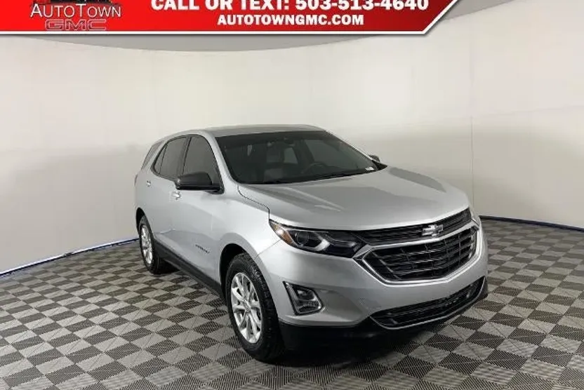 2021 Chevrolet Equinox LS photo 1