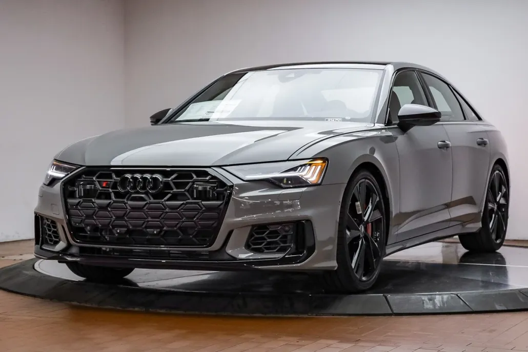 2025 Audi S6 Prestige photo 1