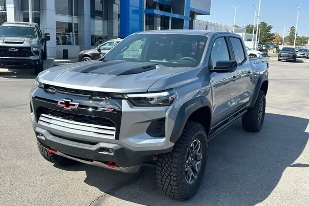 2026 Chevrolet Colorado ZR2 photo 1