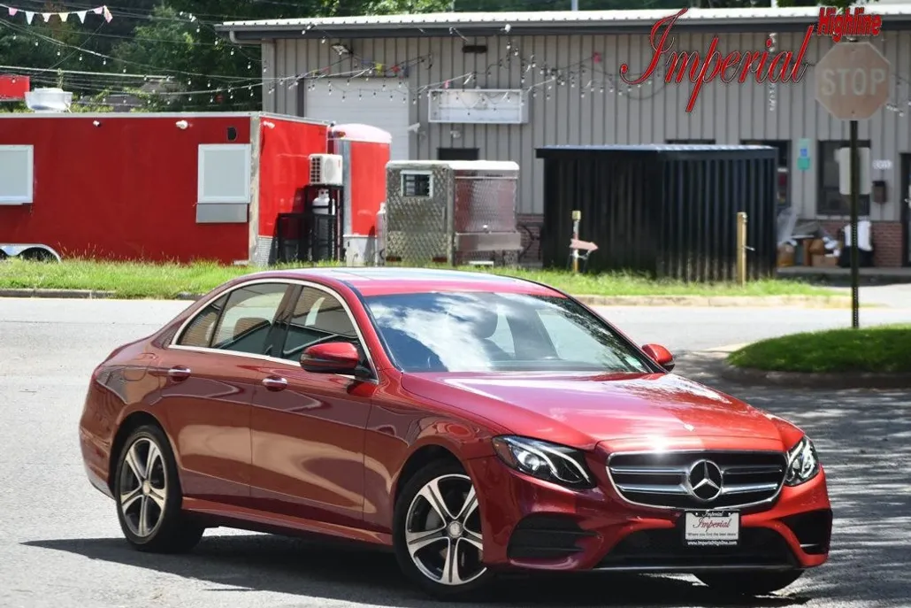 2017 Mercedes Benz E 300 Sport 4MATIC Sedan photo 1