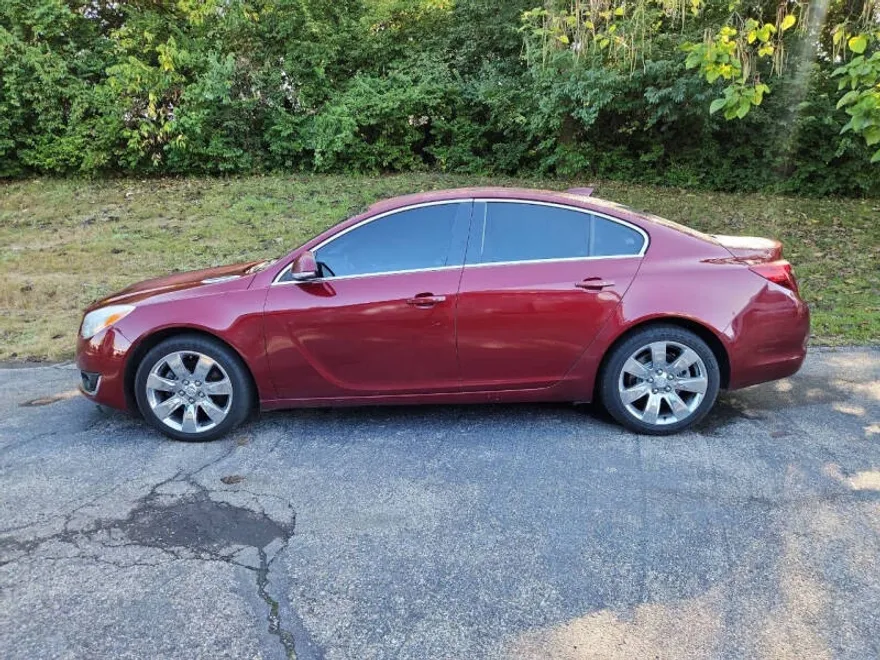 2016 Buick Regal Premium II photo 1