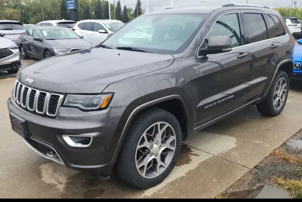 2018 Jeep Grand Cherokee Sterling Edition photo 1