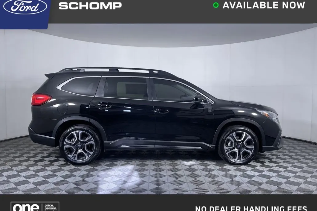 2024 Subaru Ascent Limited photo 1
