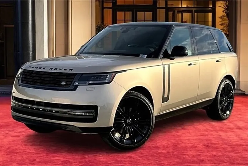 2025 Land Rover Range Rover SE photo 1