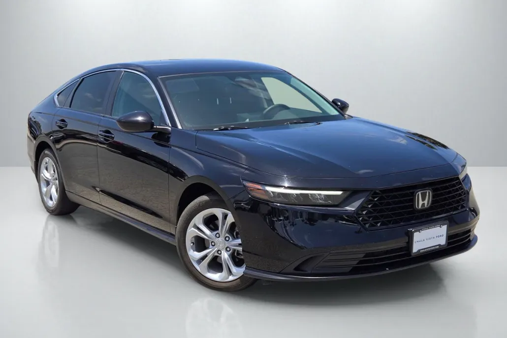 2024 Honda Accord LX photo 1
