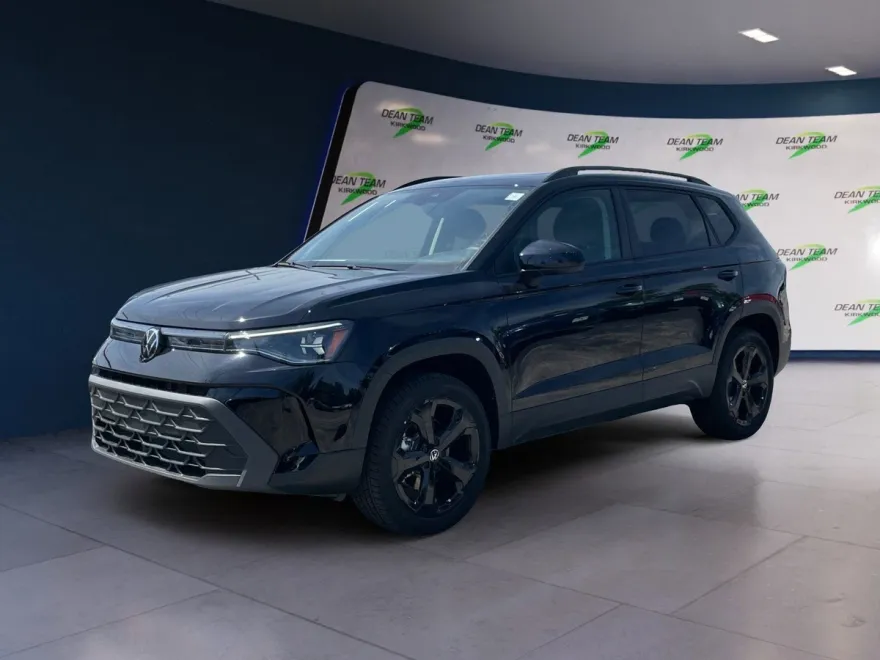2025 Volkswagen Taos SE photo 1