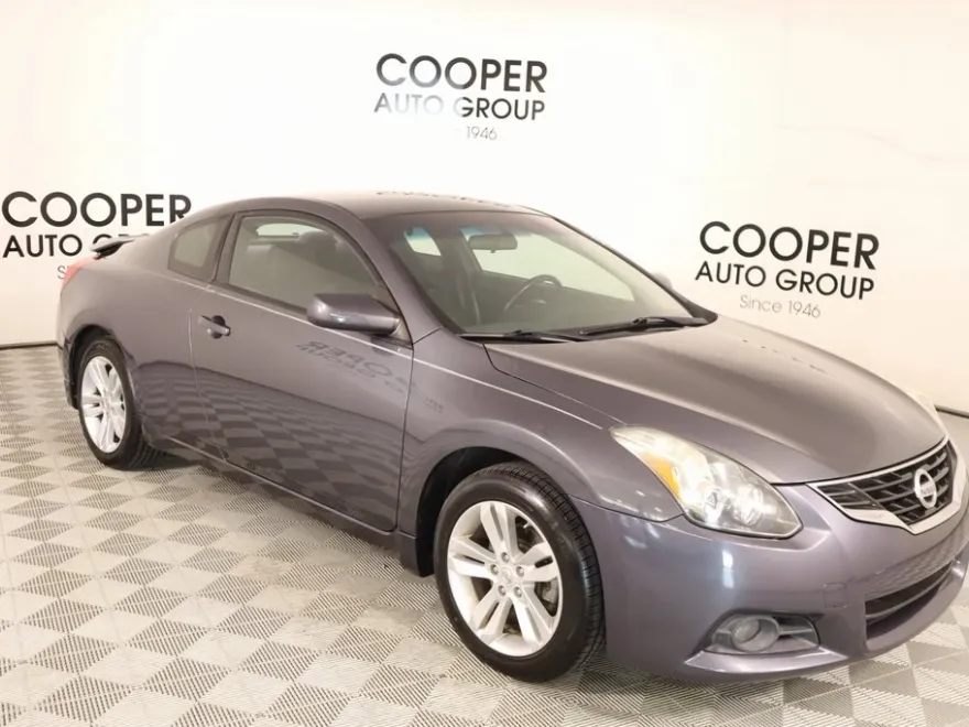 2013 Nissan Altima 2.5 S photo 1