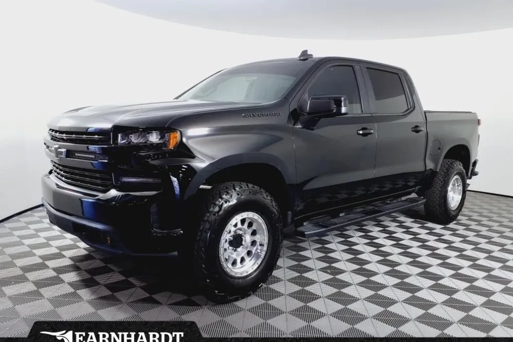 2021 Chevrolet Silverado 1500 RST photo 1