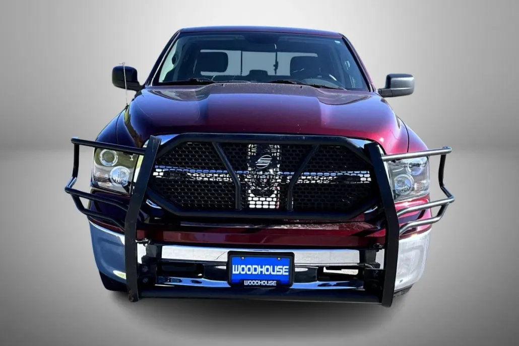 2019 Ram 1500 Classic SLT photo 1
