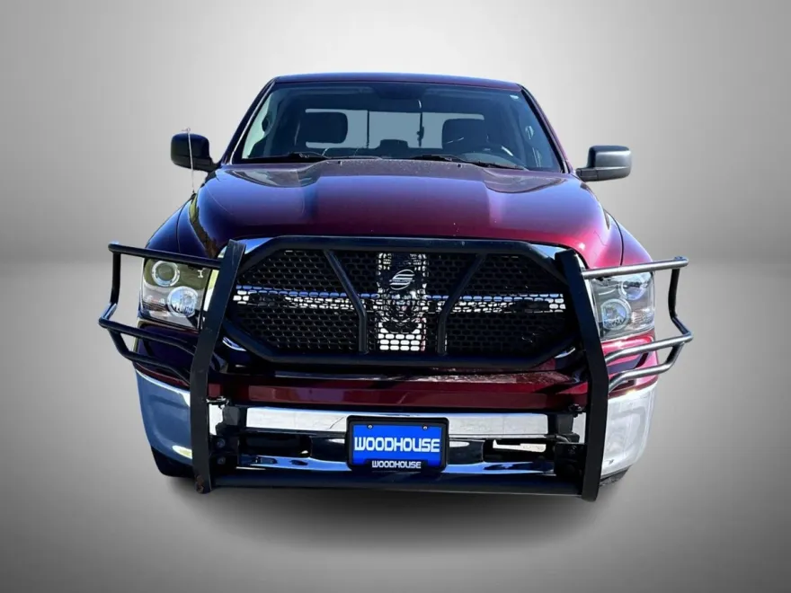 2019 Ram 1500 Classic SLT photo 1