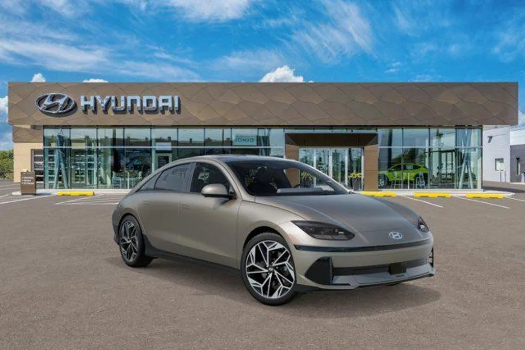 2025 Hyundai Ioniq 6 Limited photo 1