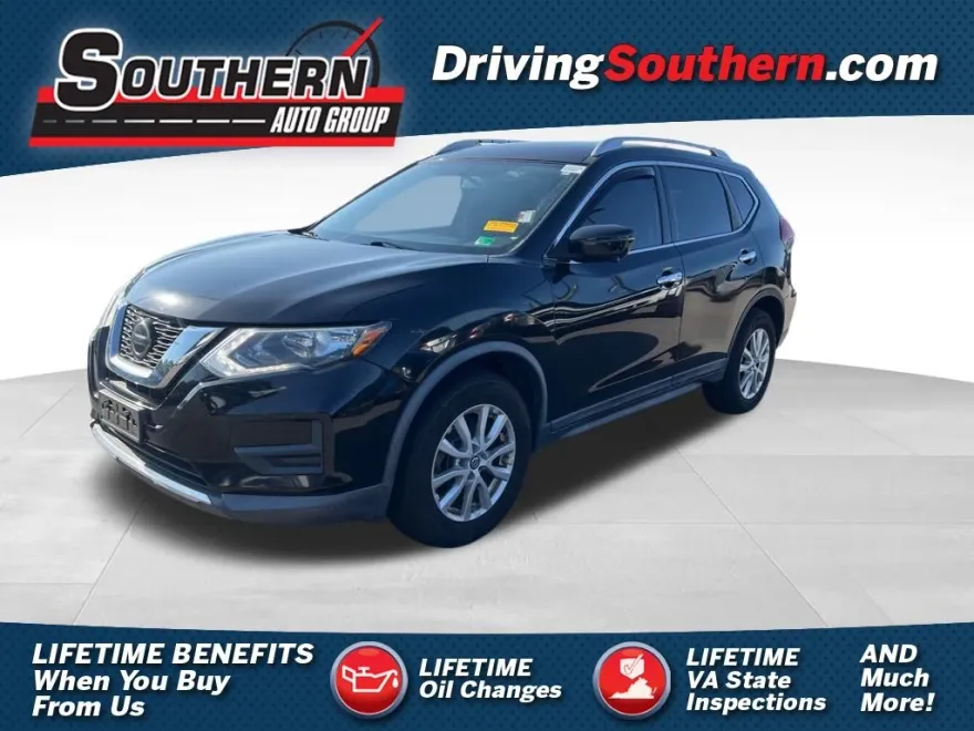 2018 Nissan Rogue SV photo 1