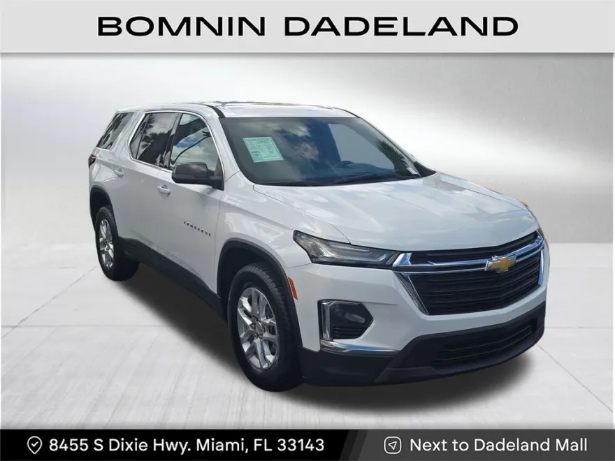 2022 Chevrolet Traverse LS photo 1