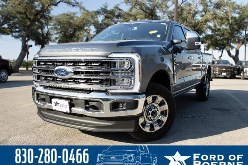 2025 Ford F-250 photo 1