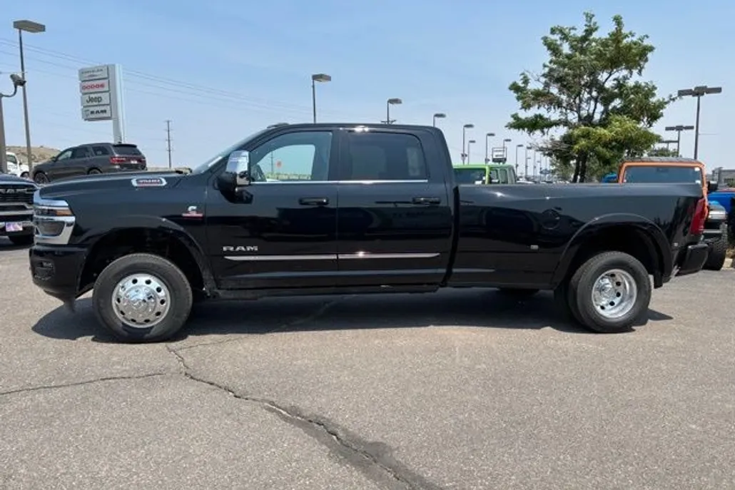 2025 Ram 3500 Limited photo 1