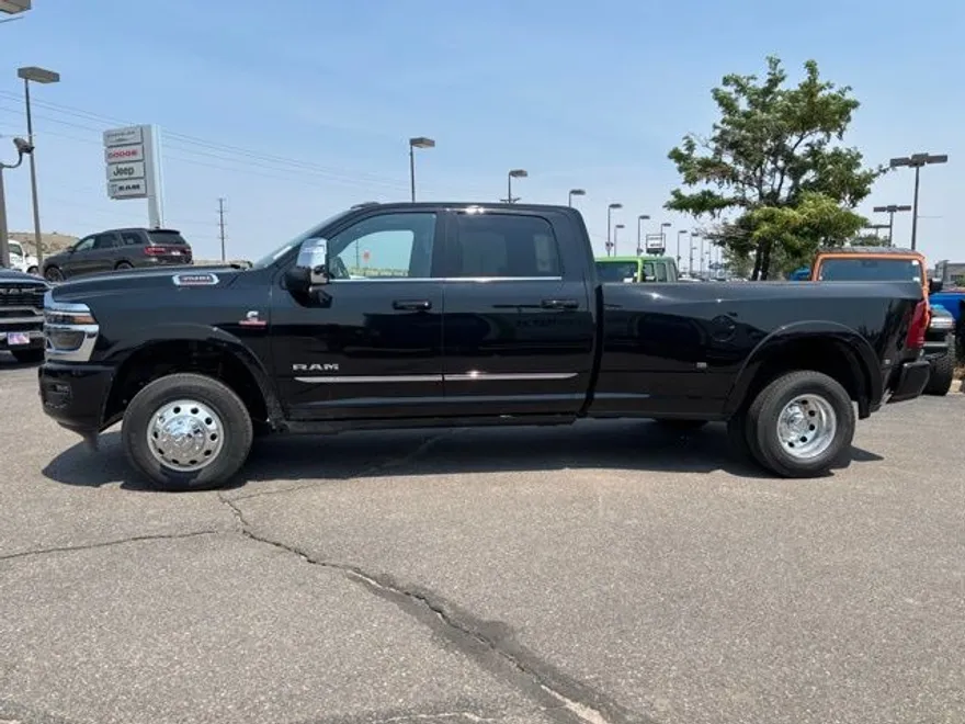 2025 Ram 3500 Limited photo 1