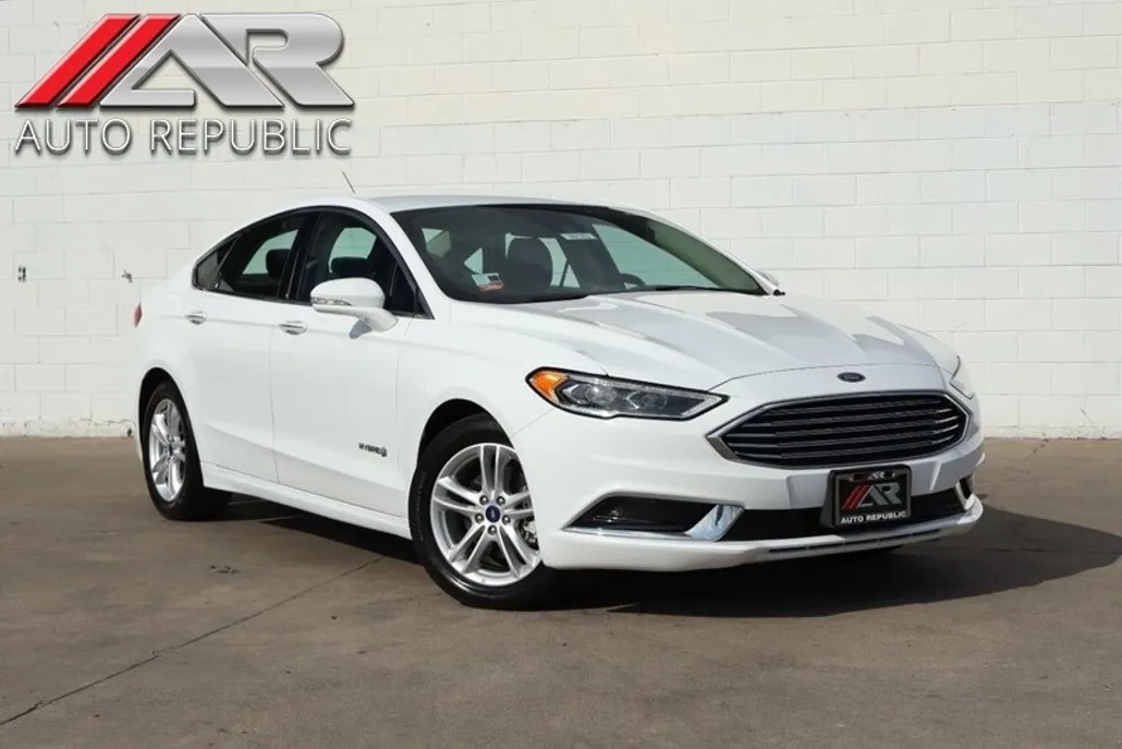 2018 Ford Fusion Hybrid SE photo 1