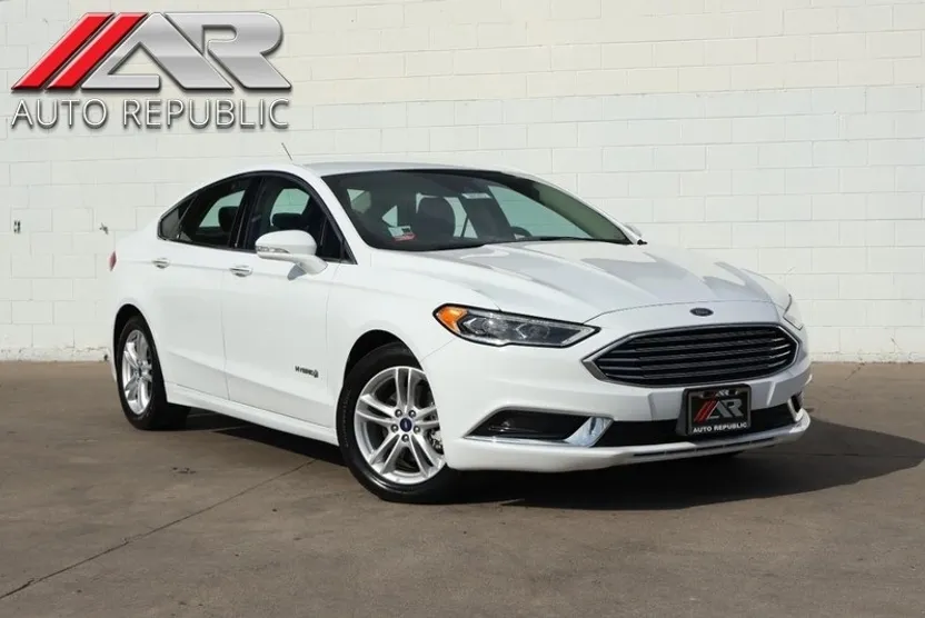 2018 Ford Fusion Hybrid SE photo 1