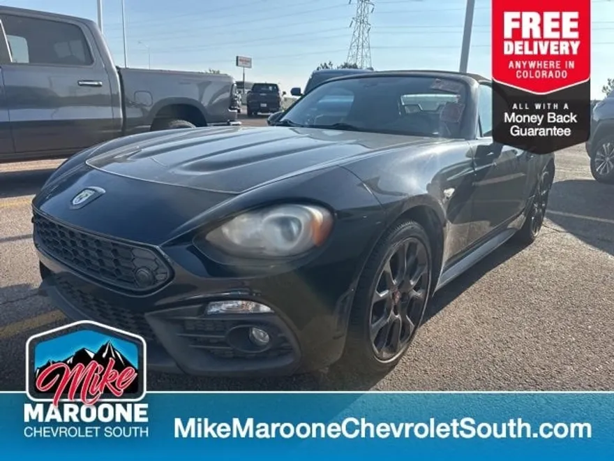 2017 Fiat 124 Spider Abarth photo 1