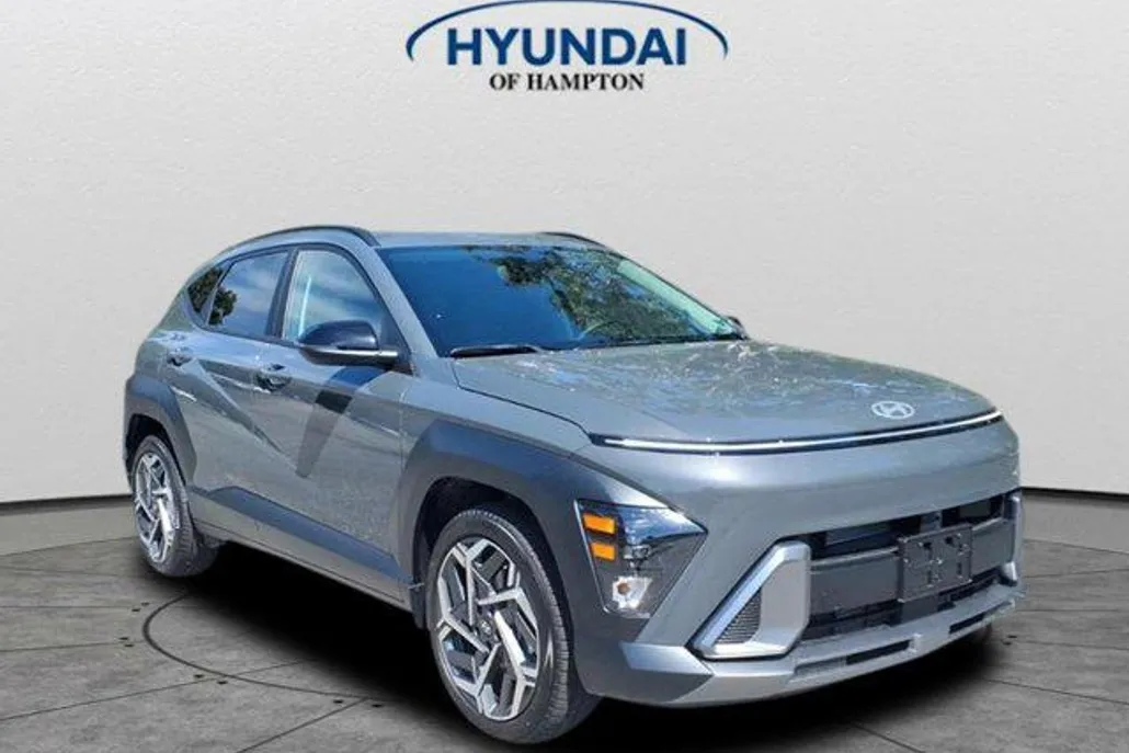 2026 Hyundai Kona SEL photo 1