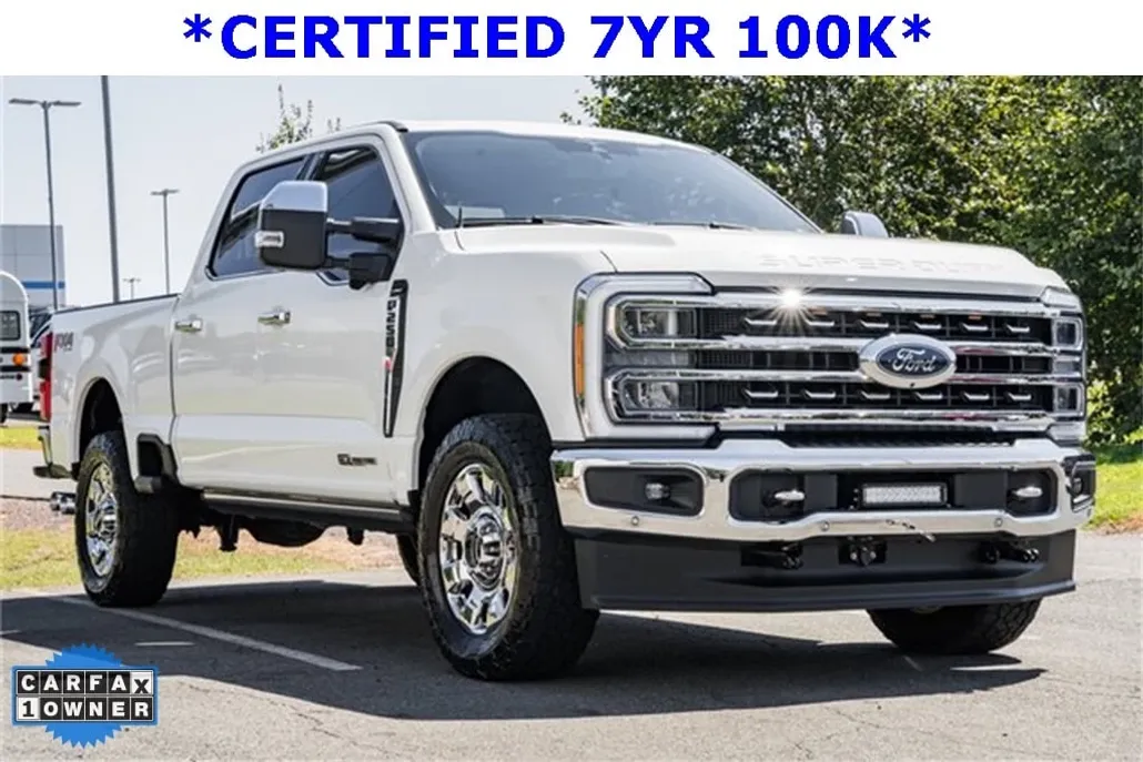 2023 Ford F-250 Lariat photo 1