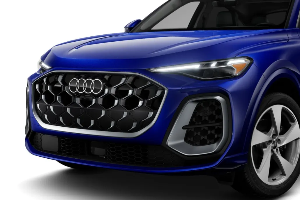 2025 Audi Q5 Sportback 2.0T Premium Plus photo 1