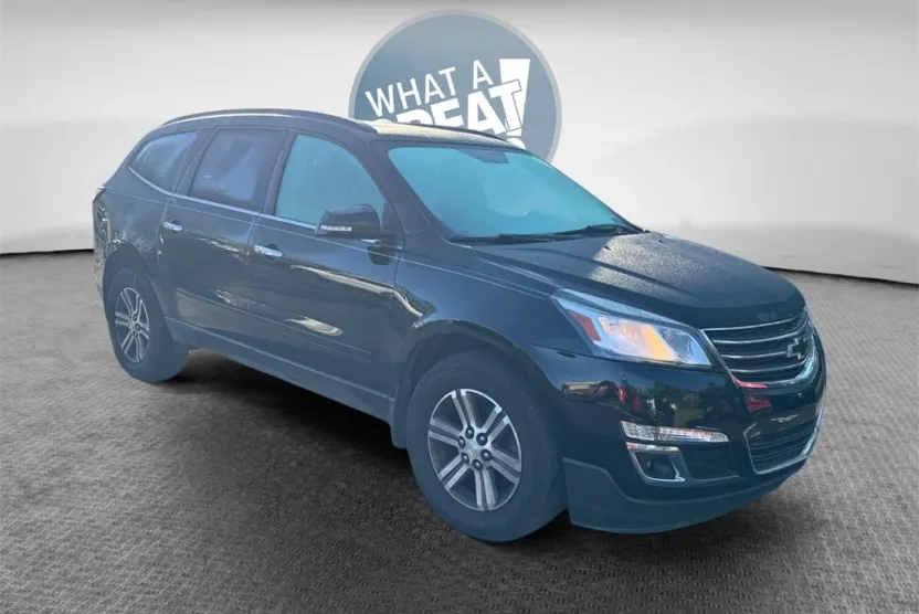 2016 Chevrolet Traverse 2LT photo 1