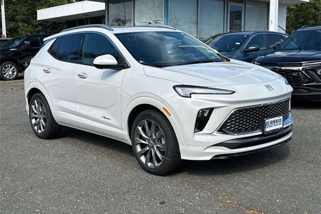 2026 Buick Encore GX Avenir photo 1
