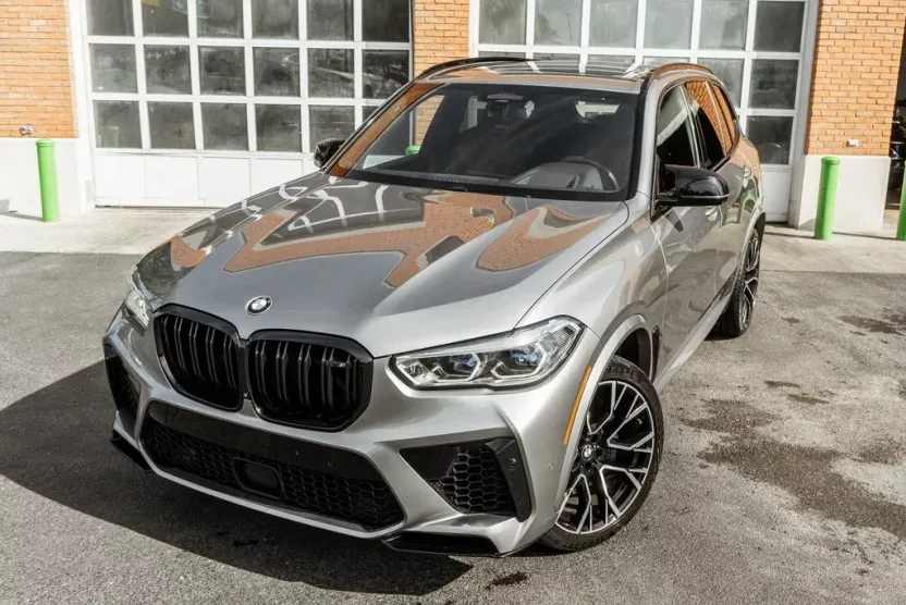 2021 Bmw X5 M photo 1