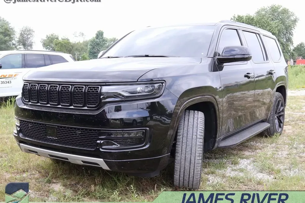 2023 Jeep Wagoneer Series II photo 1