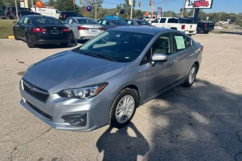 2017 Subaru Impreza 2.0i Premium photo 2