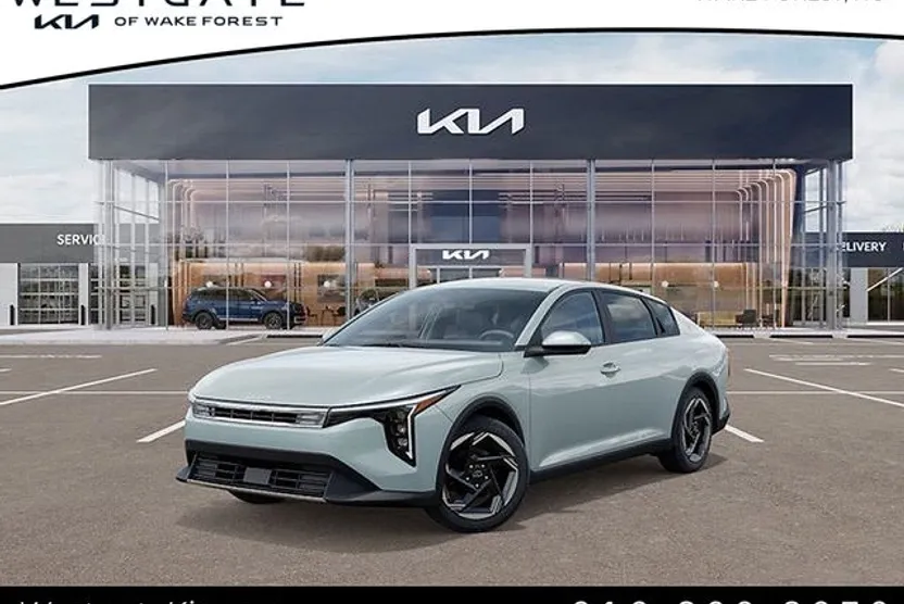 2025 Kia K4 EX photo 1