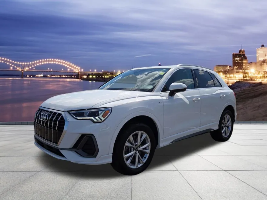 2024 Audi Q3 45 TFSI S line Premium photo 1