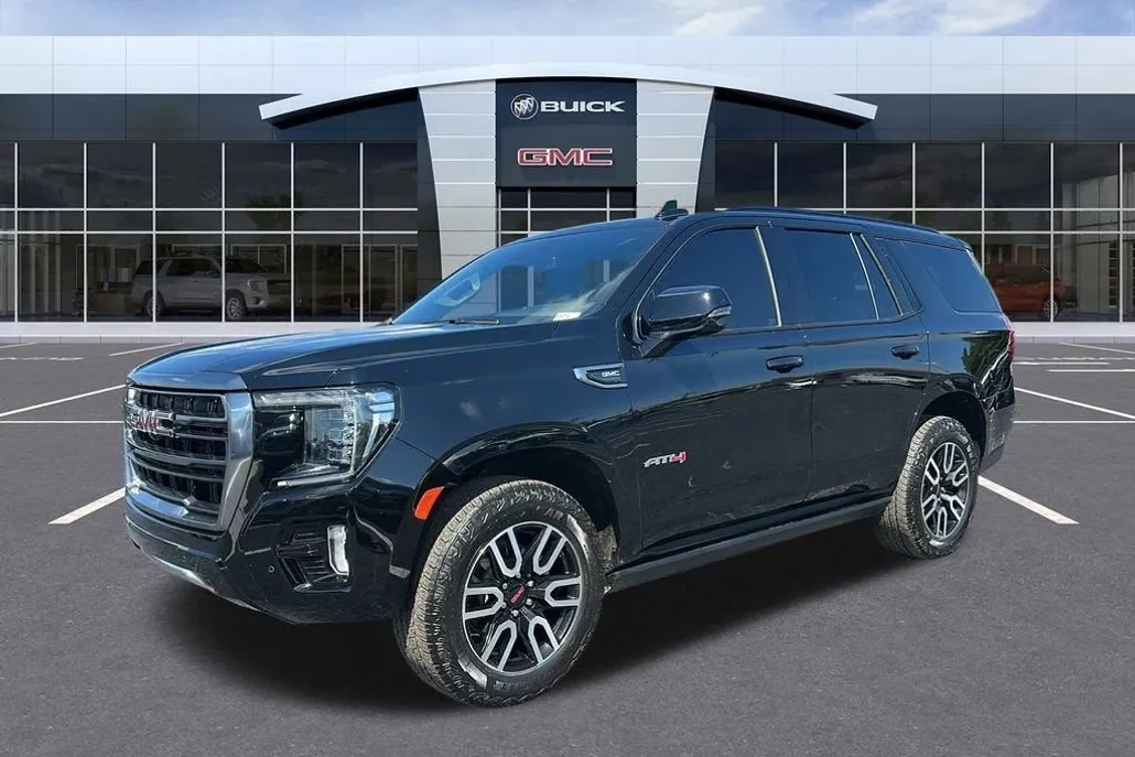 2024 Gmc Yukon AT4 photo 1