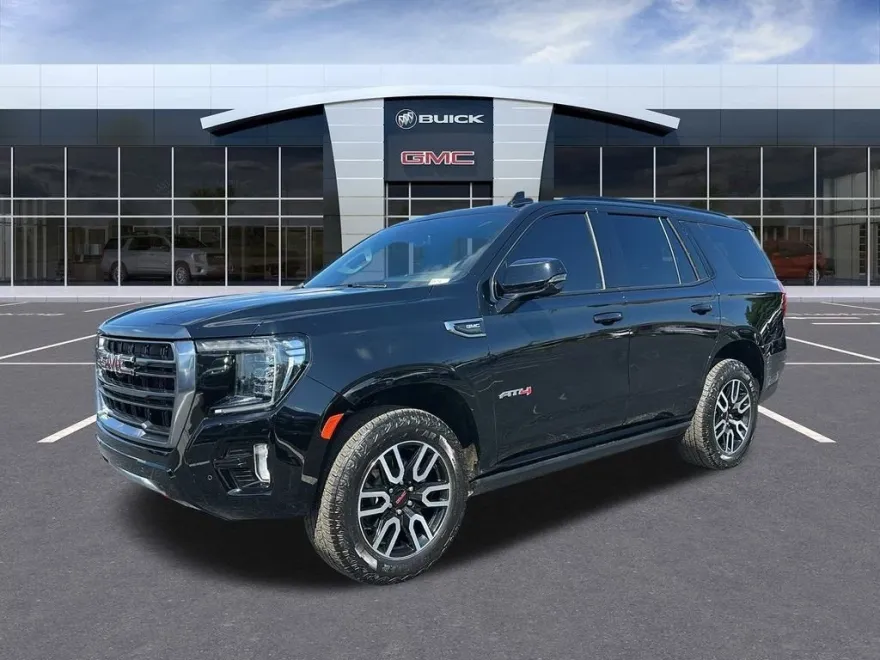 2024 Gmc Yukon AT4 photo 1