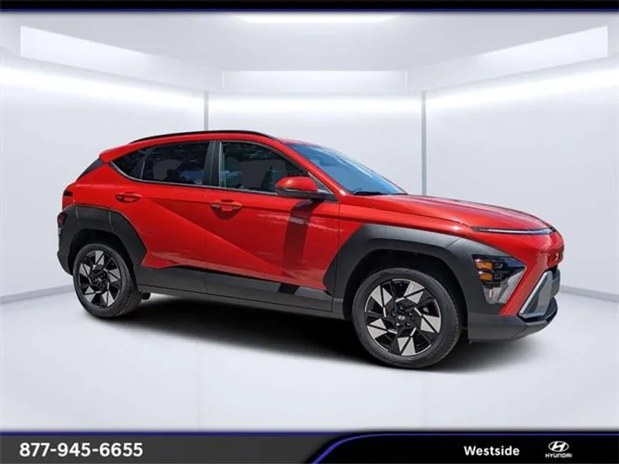 2025 Hyundai Kona SEL photo 1