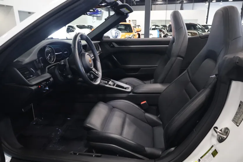 2020 Porsche 911 4S photo 1