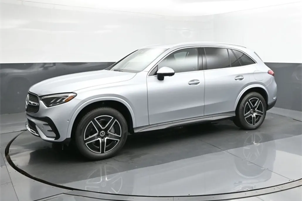 2025 Mercedes Benz GLC 350e 4MATIC photo 1