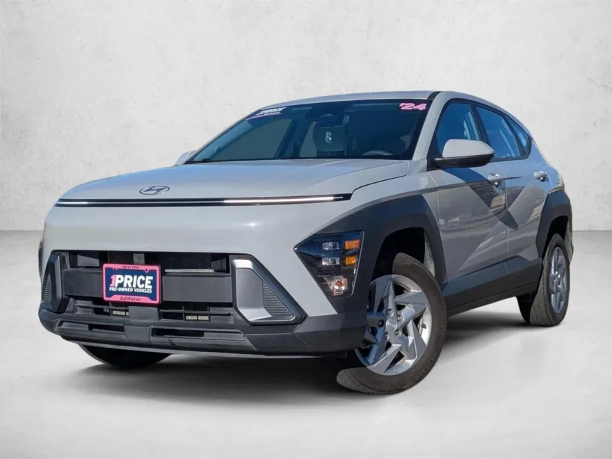 2024 Hyundai Kona SE photo 1