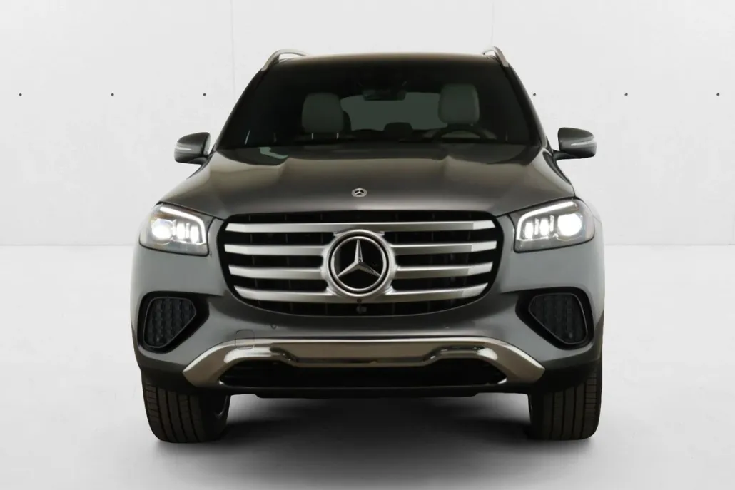 2025 Mercedes Benz GLS 450 4MATIC photo 1