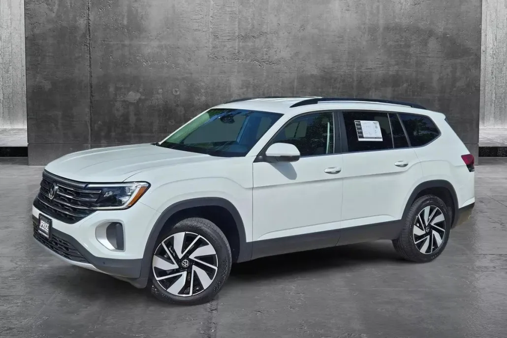 2025 Volkswagen Atlas SE Technology photo 1